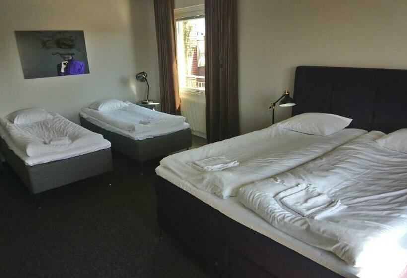 浴室共有ファミリールーム, Briq Hotell