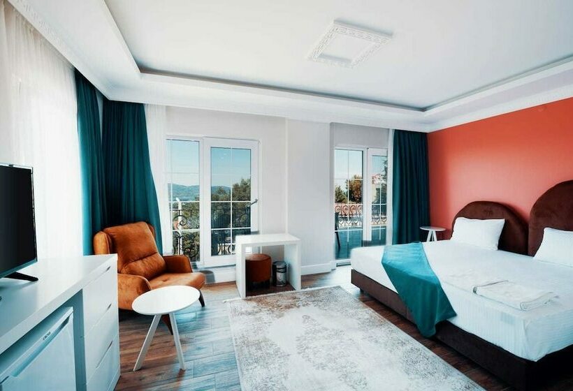 سوییت لوکس, Kartepe Camp