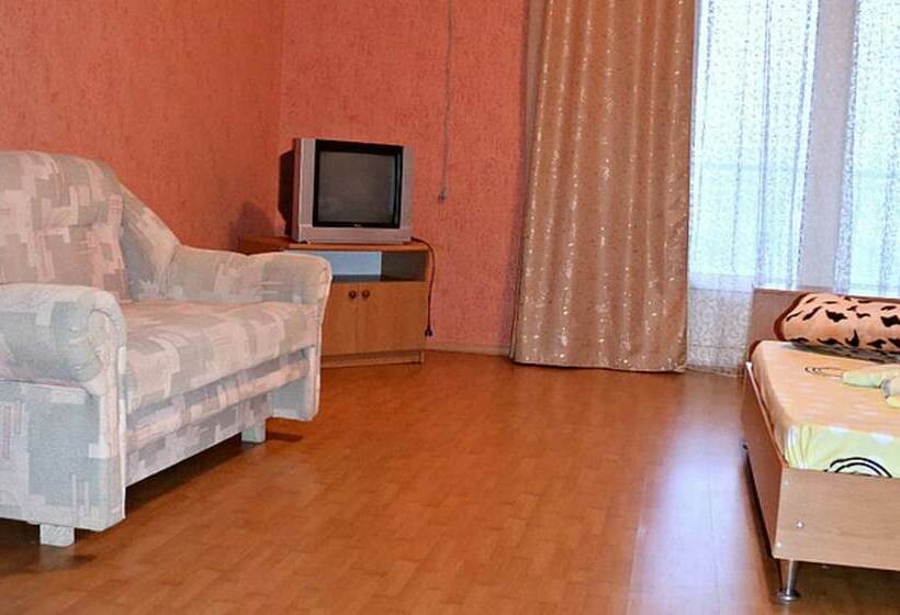 חדר סטנדרט, Lazurnaya 2