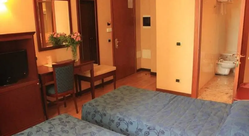 キングサイズベッドのスタンダードルーム, Sleep Inn Geismar  Gonzales