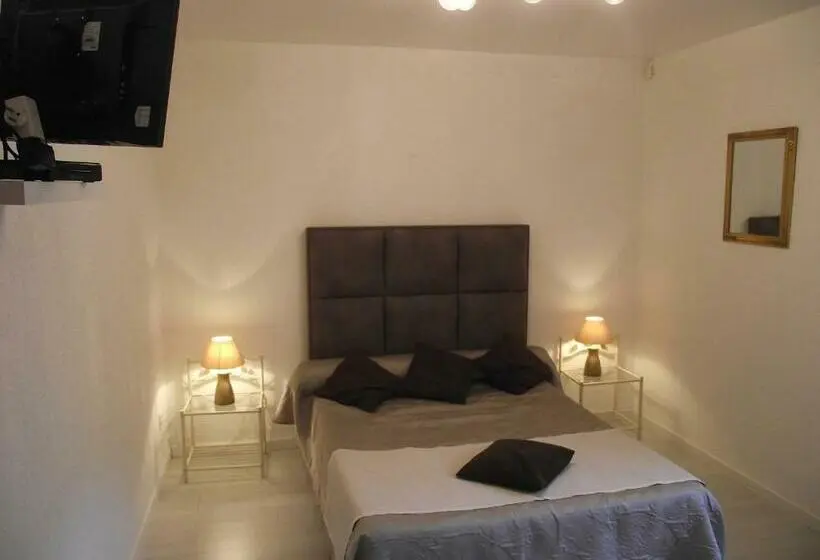 Sviitti 2 Makuuhuonetta, Villa Emmony
