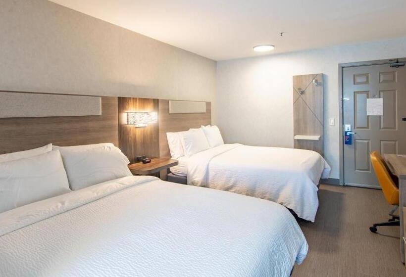 Номер Стандарт, Holiday Inn Express Oakdale, An Ihg