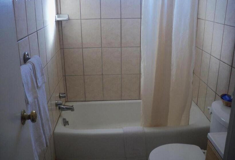 Háromágyas Standard Szoba, Deluxe Inn Of Roswell