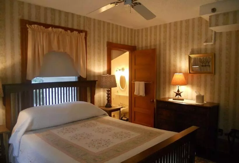 デラックスルーム, Night Swan Intracoastal B&b