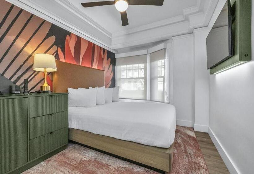 חדר דלוקס, Nob Hill