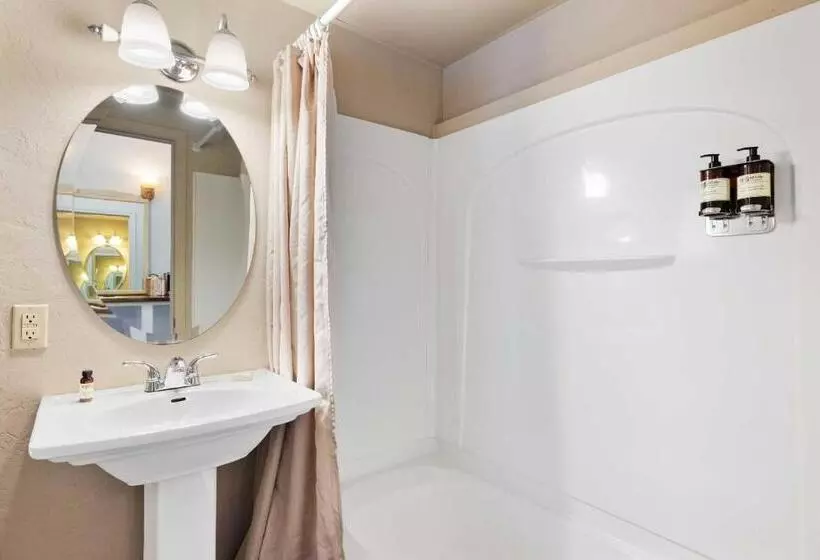 Standard-huone 2 Parivuodetta, Ocean Gate Resort
