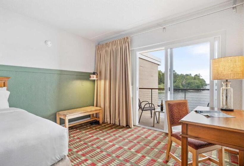 חדר סטנדרט עם מיטת קינג, Ocean Gate Resort