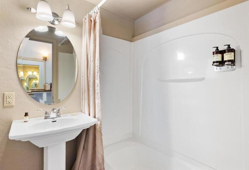 Номер Deluxe, Ocean Gate Resort