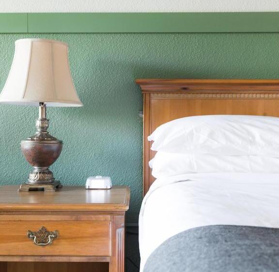 חדר סטנדרט, מיטת קינג, מותאם לאדם עם מוגבלויות, Ocean Gate Resort