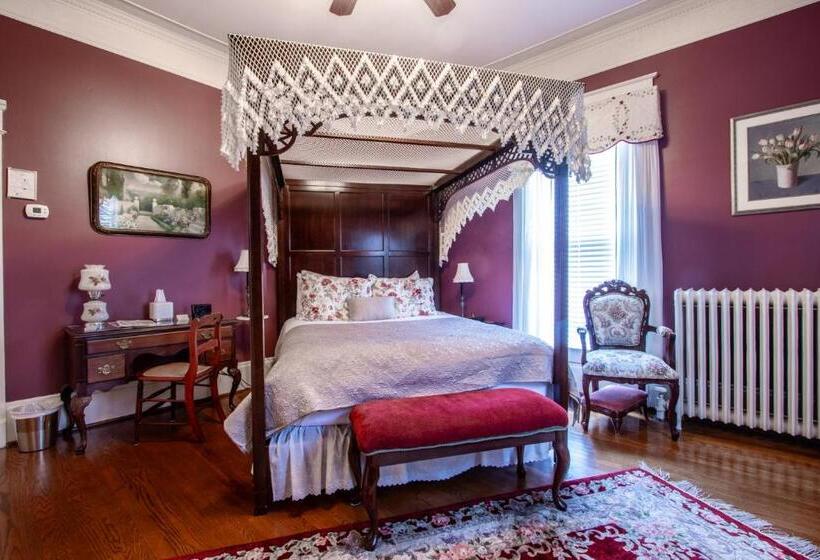 Номер Стандарт, The Oaks Victorian Inn