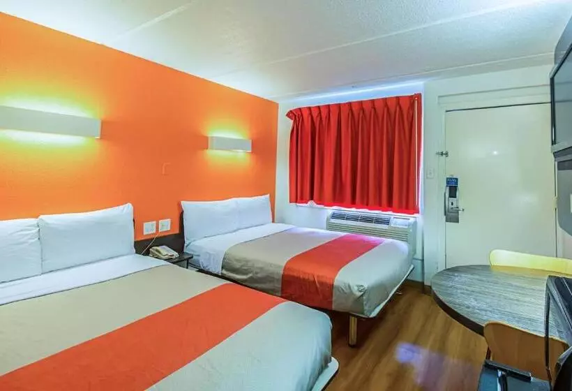スタンダード４人部屋, Ocean Inn South Padre Island