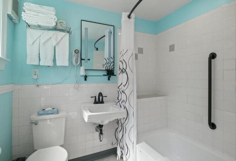 غرفة قياسية سرير كينج, Olde Tavern Motel And Inn   Cape Cod