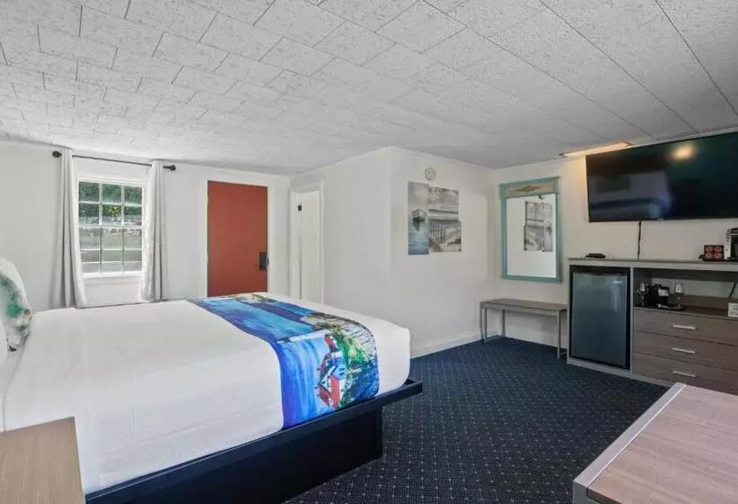 キングサイズベッドのスタンダードルーム, Olde Tavern Motel And Inn   Cape Cod