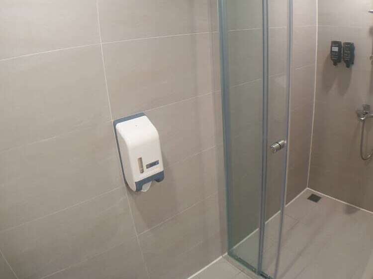 اتاق استاندارد, Apause Inn