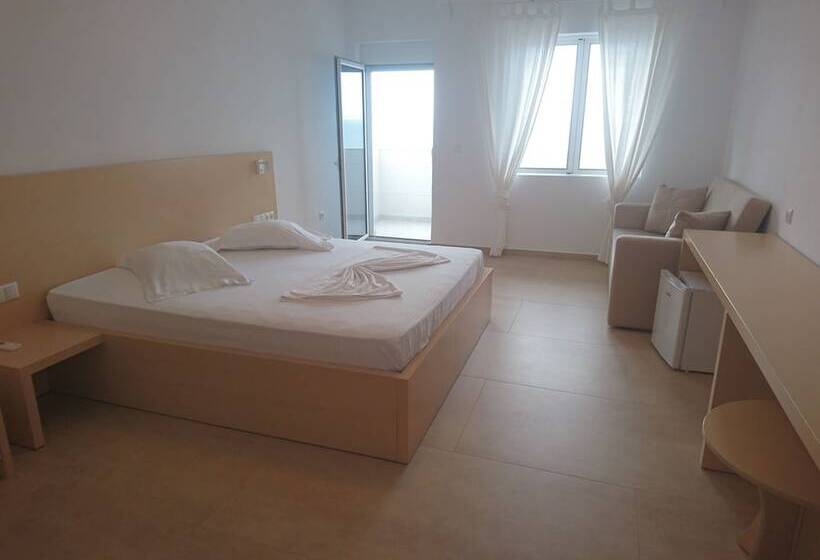 اتاق لوکس با چشمانداز دریا, Dima Vista