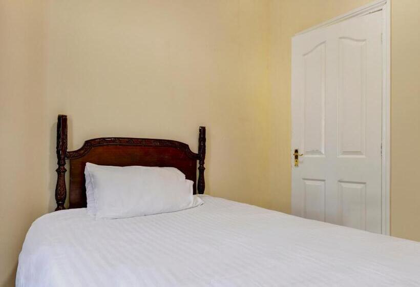 חדר סטנדרט יחיד, Empire