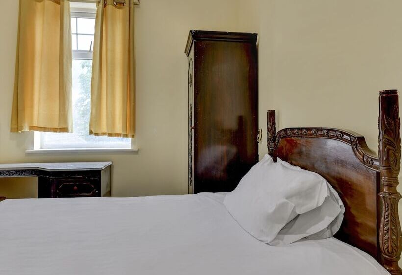 חדר סטנדרט יחיד, Empire