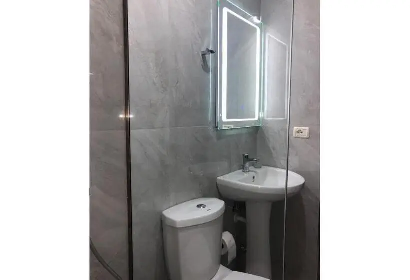 اتاق استاندارد سه تخته با بالکن, Joni Apartments