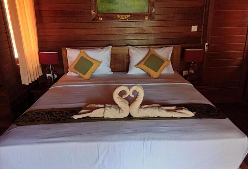 בקתה דלוקס, Svaha Nusa Guest House