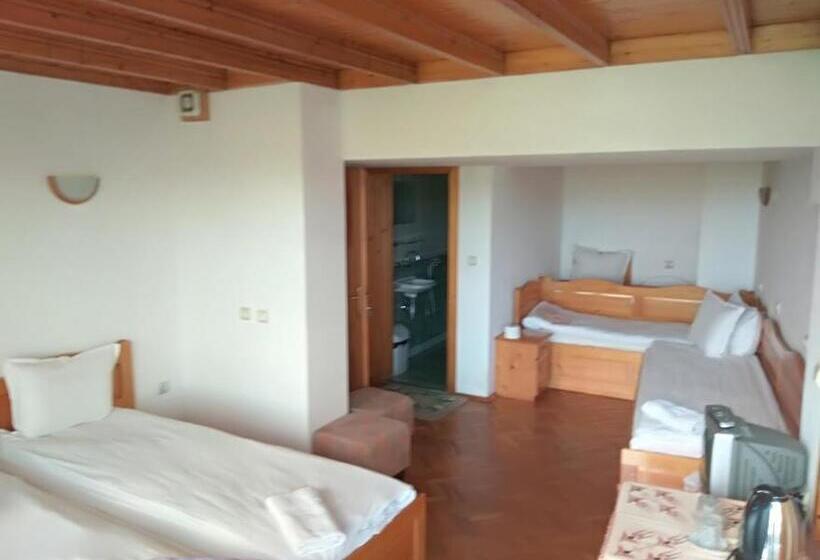 带露台的小型套房, Comfort