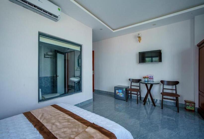 اتاق خانوادگی, Phú Xuân