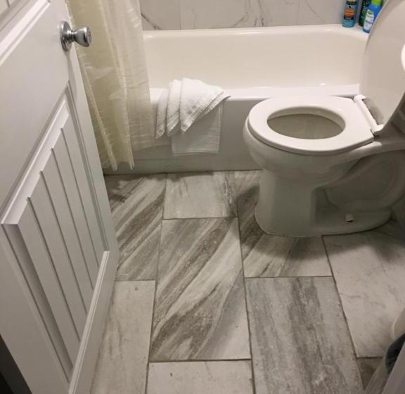 חדר סטנדרט, Twilight Motel