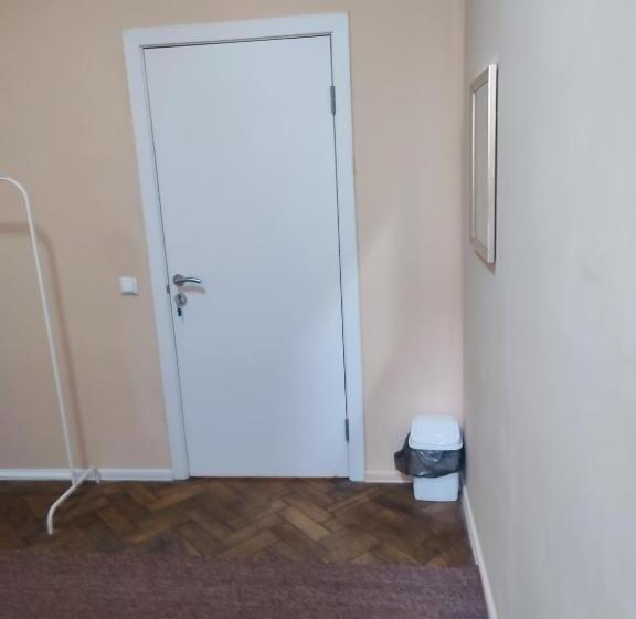 غرفة إقتصادية, Best Time