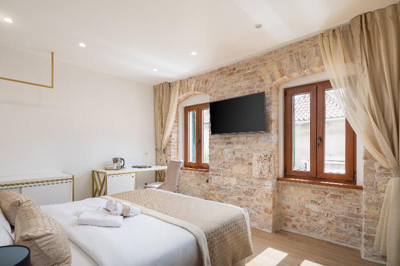 高级大房间, Le Premier Luxury Rooms