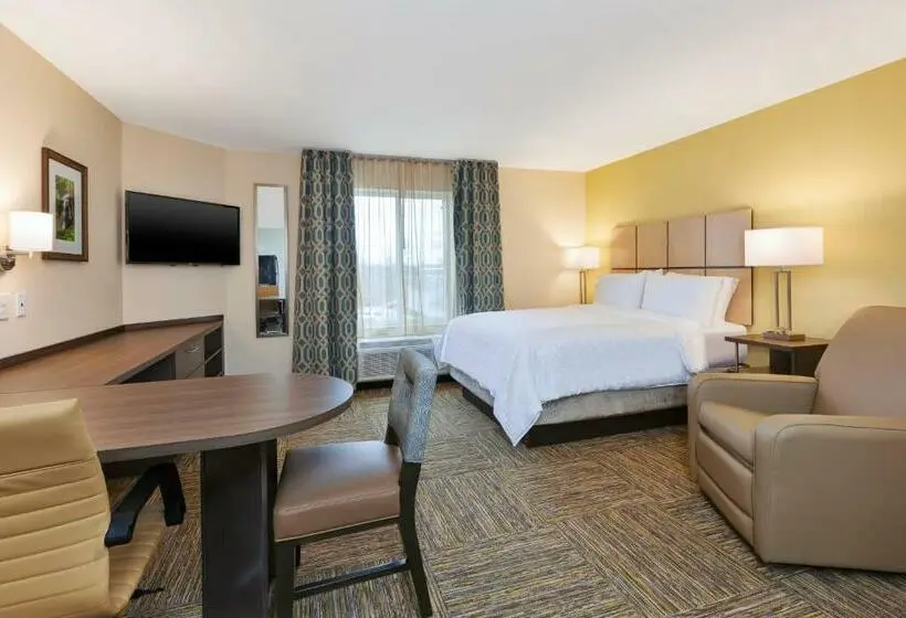 スタンダードスタジオ, Candlewood Suites Louisville   Ne Downtown Area, An Ihg