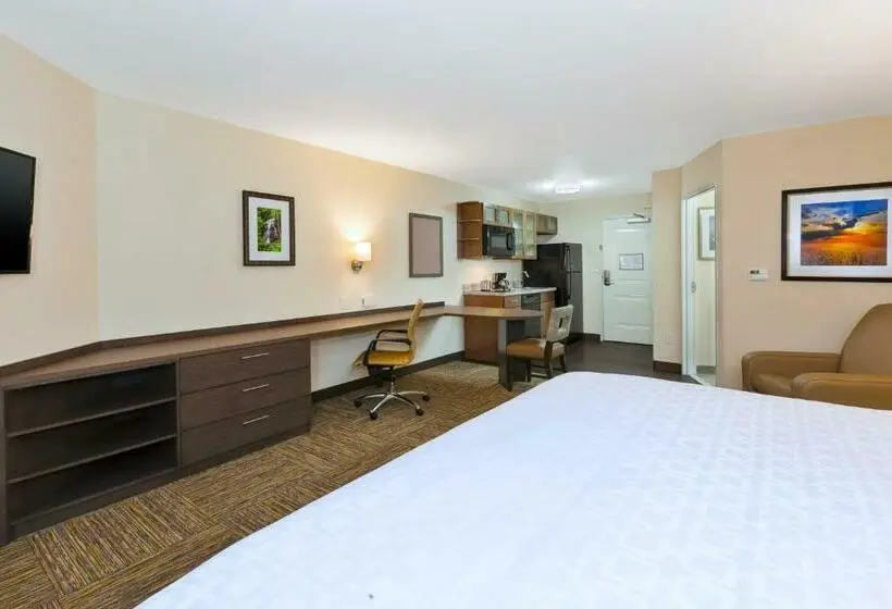 キングサイズベッドのデラックススイート, Candlewood Suites Louisville   Ne Downtown Area, An Ihg