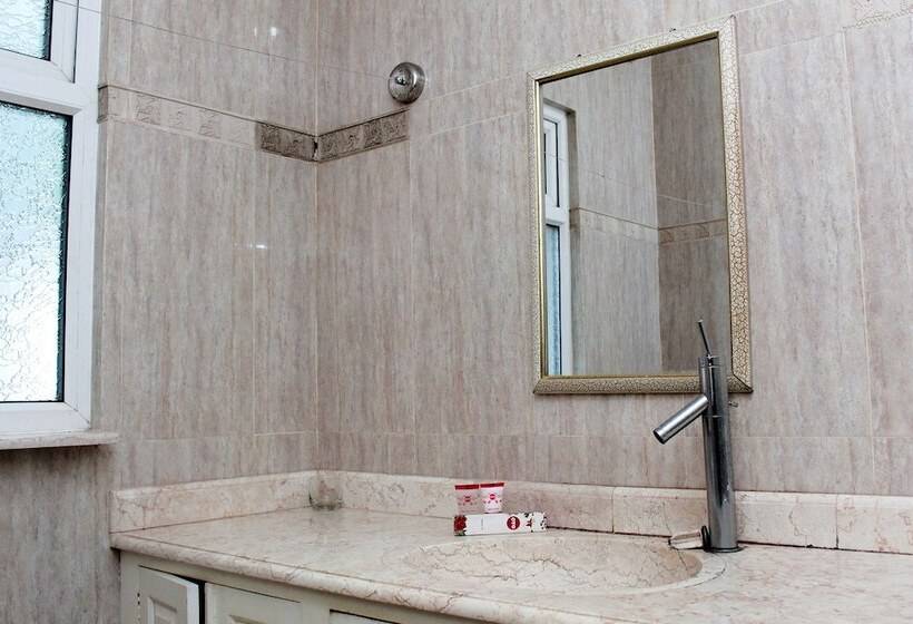 חדר דלוקס, Oyo 2359 Bayfront Karnadia