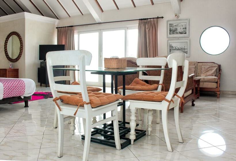 סוויטה משפחתית, Oyo 2359 Bayfront Karnadia