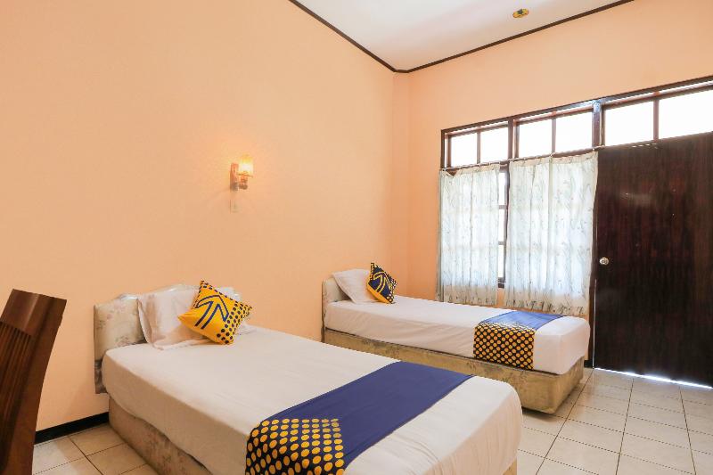 标准间, Spot On 2465  Raung View