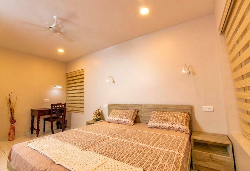 豪华房间, Sanskriti