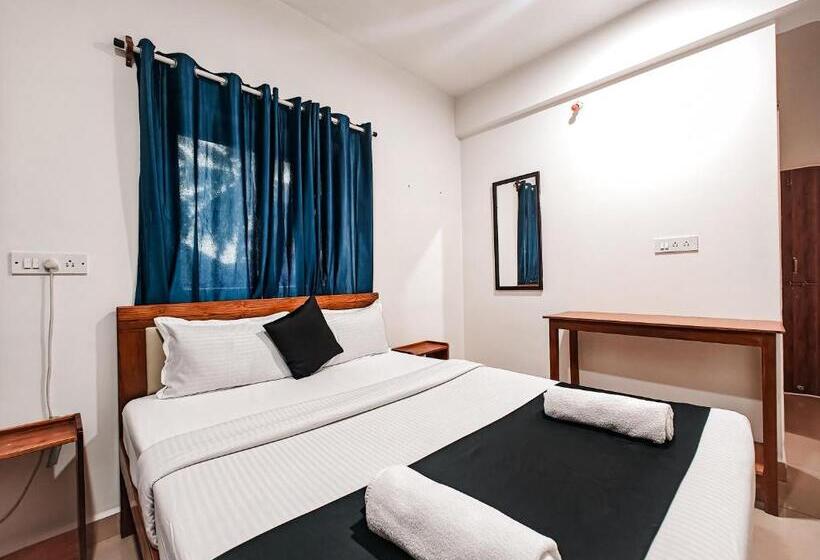 חדר סטנדרט עם מרפסת, Vibes Inn