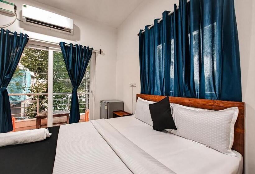 חדר סטנדרט עם מרפסת, Vibes Inn