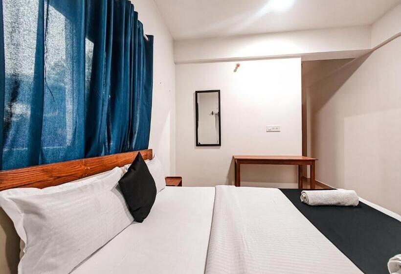 חדר סטנדרט עם מרפסת, Vibes Inn