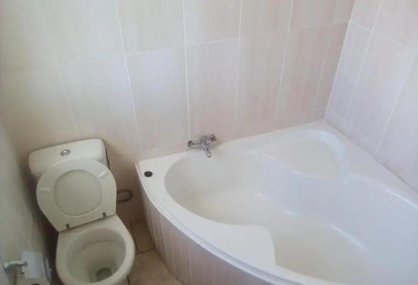 اتاق لوکس, K4 Bed And Breakfast