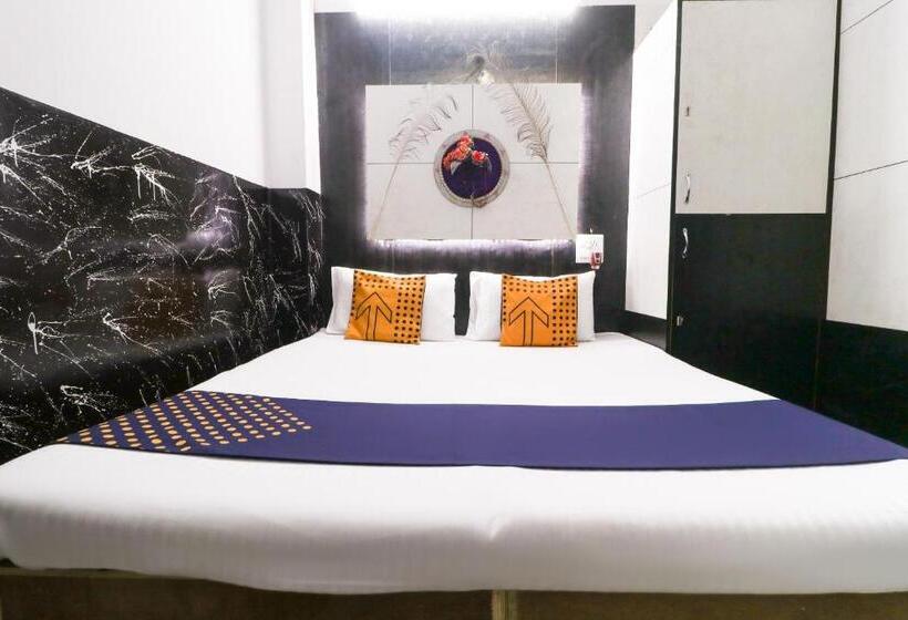 Classic 3 Pers. Værelse, Spot On 65859 Prayag Guest House