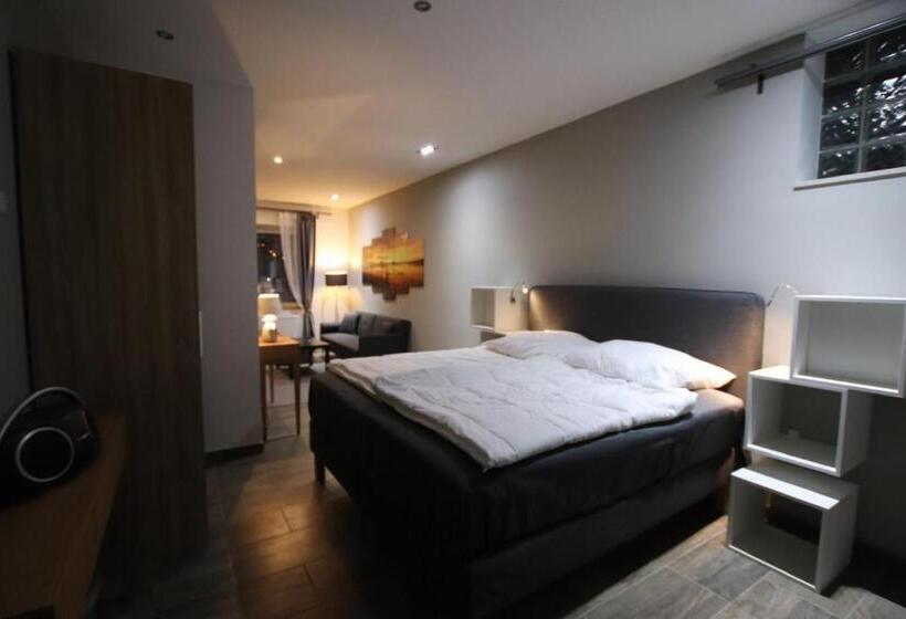 豪华房间, Gate 13 Aurich Innenstadt