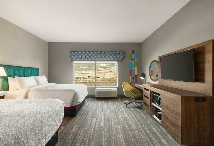 标准间, Hampton Inn & Suites By Hilton Kelowna Airport