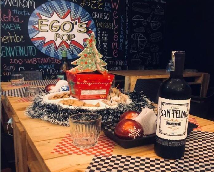 Номер Economy, Casa Egos Pop Laureles