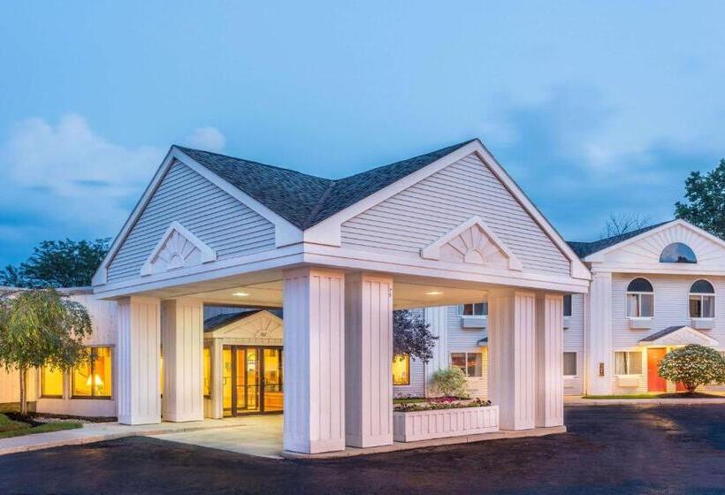 Стандартный Номер Кровать Кинг, Days Inn By Wyndham Tiffin