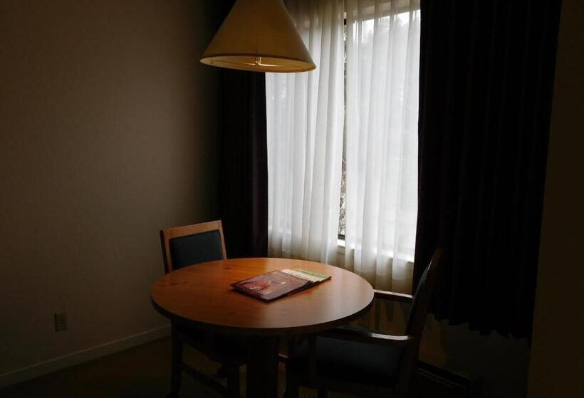 غرفة قياسية سرير كينج, Pacific Gardens Inn