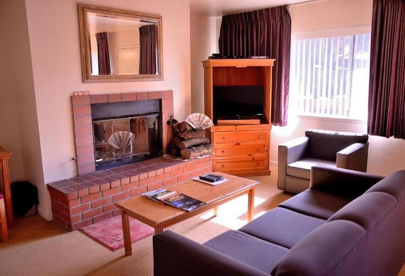 شقة غرفتين, Pacific Gardens Inn