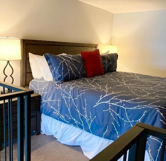 إستوديو قياسى, The Palace