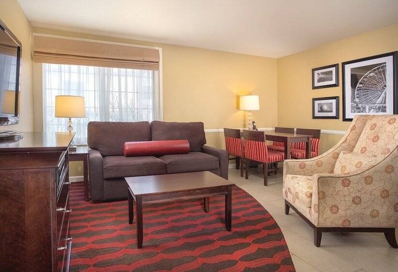 Suite, Peacock Suites