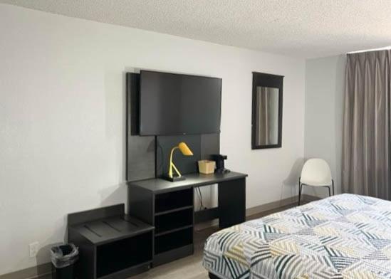 غرفة قياسية سرير كينج, Motel 6 Pecos Tx