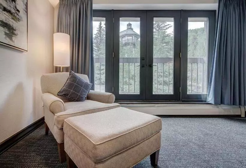 اتاق استاندارد با تخت بزرگ, The Pines Lodge, A Rockresort