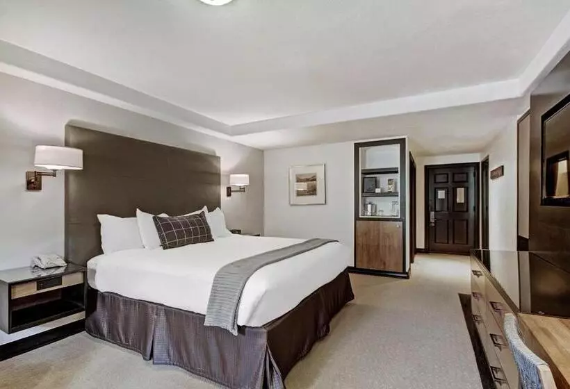 اتاق استاندارد با تخت بزرگ, The Pines Lodge, A Rockresort
